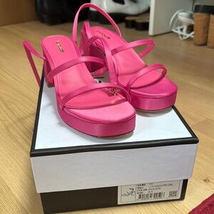 Larroude new pink heels